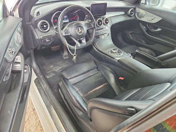 2017 MERCEDES-BENZ C C300
