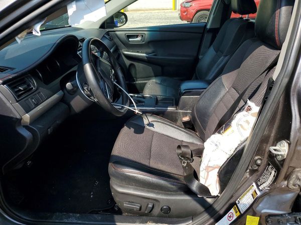 2017 TOYOTA CAMRY