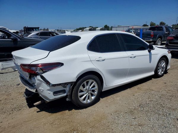 2023 TOYOTA CAMRY