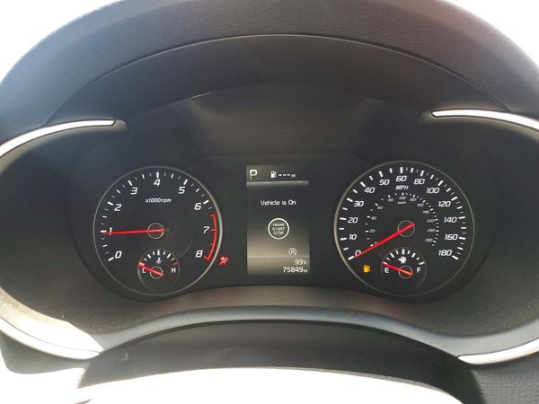 2023 KIA STINGER
