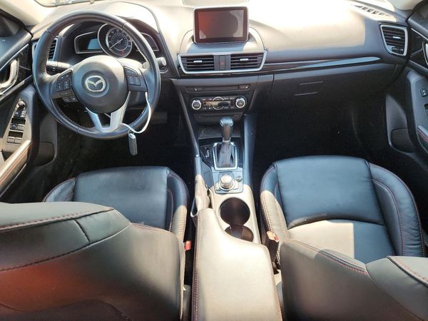 2016 MAZDA 3 SE