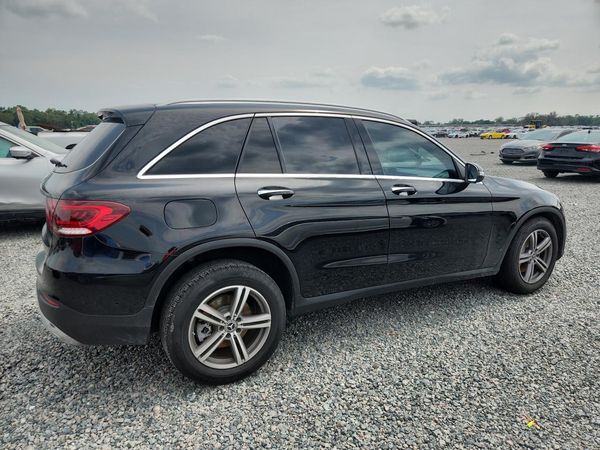 2022 MERCEDES-BENZ GLC