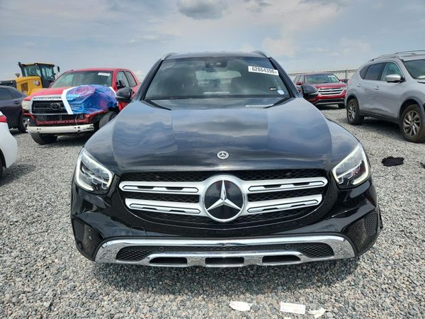 2022 MERCEDES-BENZ GLC