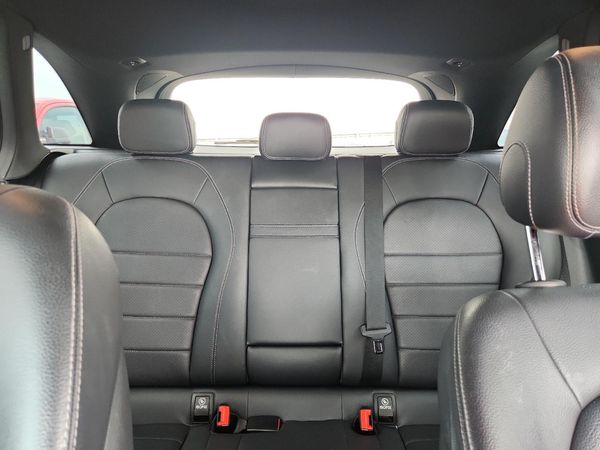 2022 MERCEDES-BENZ GLC