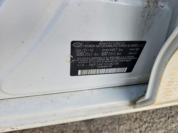 2016 HYUNDAI SONATA