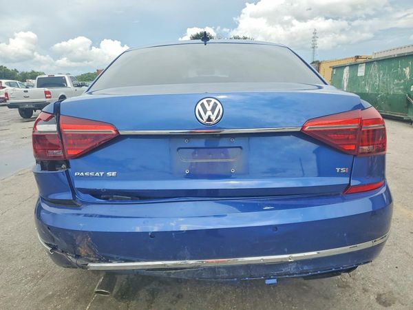 2017 VOLKSWAGEN PASSAT