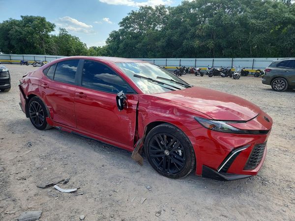2026 TOYOTA CAMRY