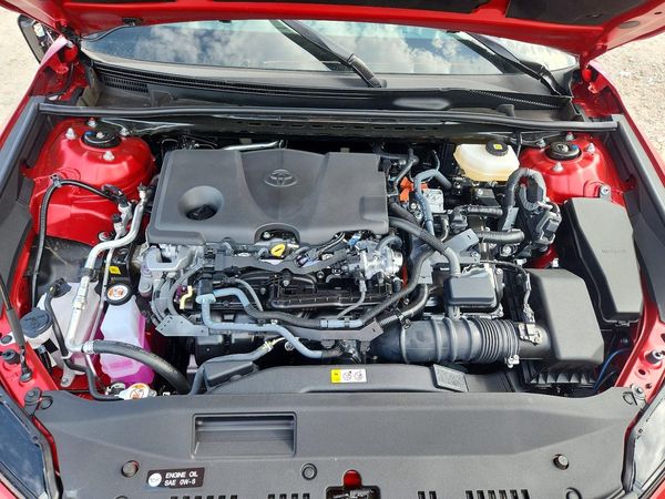2026 TOYOTA CAMRY