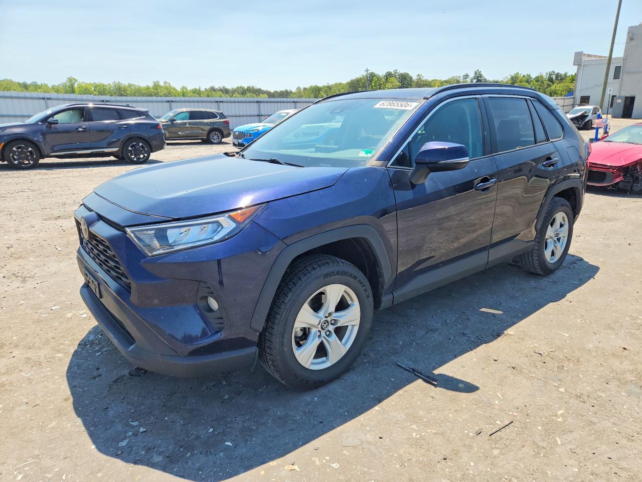 2020 TOYOTA RAV4 XLE