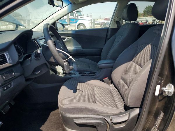 2017 KIA NIRO FE / LX / LX Tech