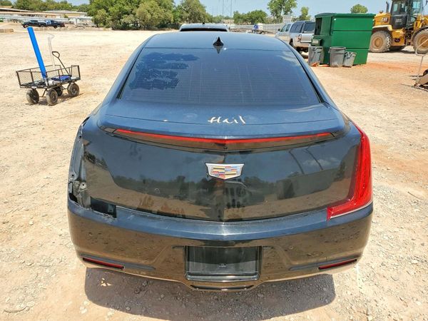 2018 CADILLAC XTS Livery