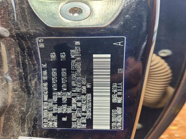 2016 TOYOTA SEQUOIA SR5 Grade