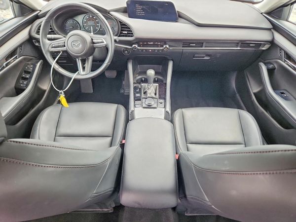 2023 MAZDA 3 Preferred Package
