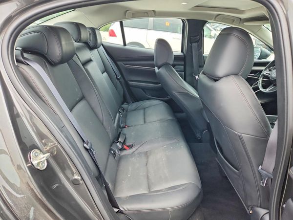2023 MAZDA 3 Preferred Package