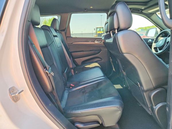 2019 JEEP GRAND CHEROKEE LAREDO 4X4