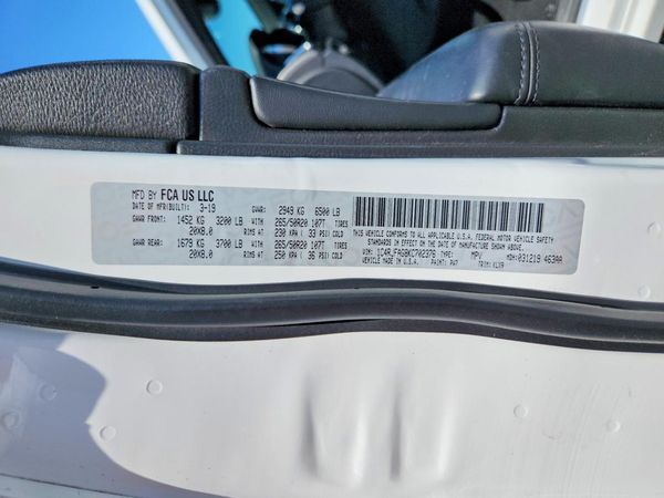 2019 JEEP GRAND CHEROKEE LAREDO 4X4