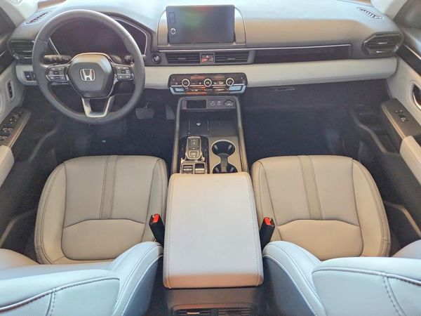 2025 HONDA PILOT