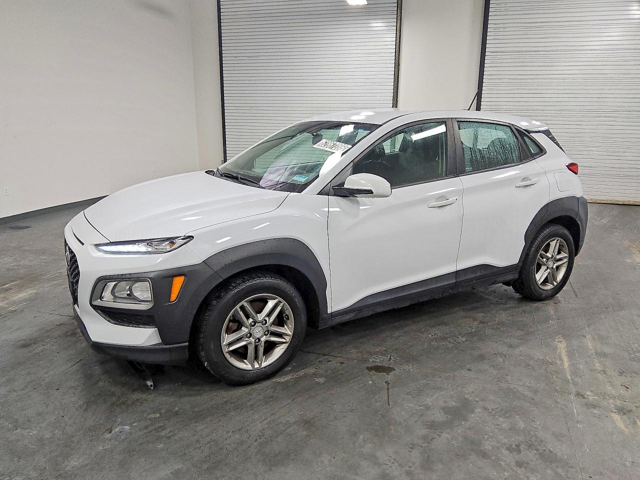 2018 HYUNDAI KONA SE — Front 3/4
