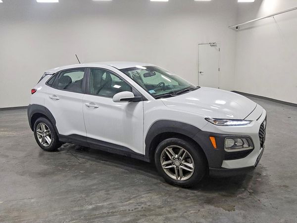 2018 HYUNDAI KONA SE — Passenger 3/4