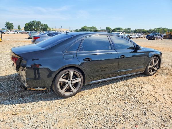 2018 AUDI A8