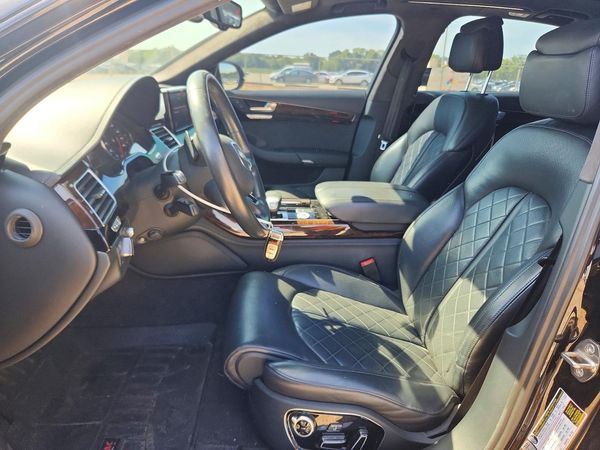 2018 AUDI A8
