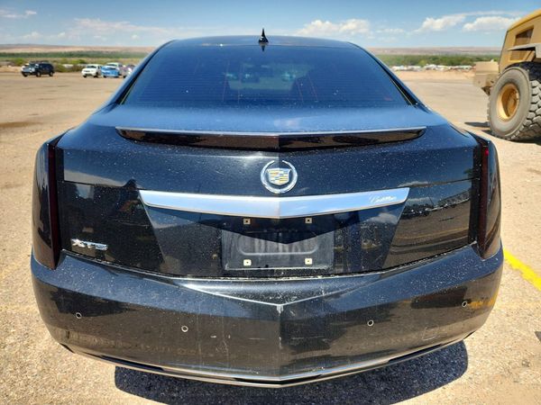 2014 CADILLAC XTS Standard