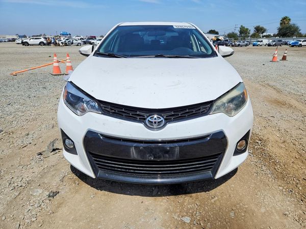 2015 TOYOTA COROLLA