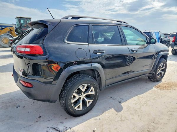 2015 JEEP CHEROKEE TRAILHAWK 4X4