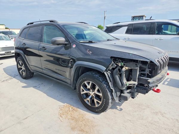 2015 JEEP CHEROKEE TRAILHAWK 4X4