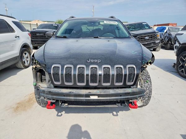 2015 JEEP CHEROKEE TRAILHAWK 4X4