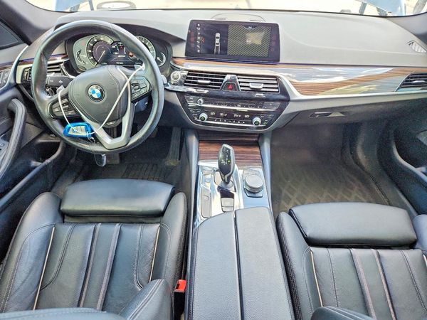 2018 BMW 530XE xDrive