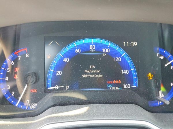 2021 TOYOTA COROLLA