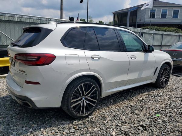 2020 BMW X5 M50i