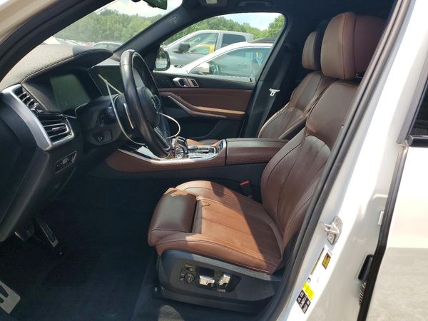 2020 BMW X5 M50i