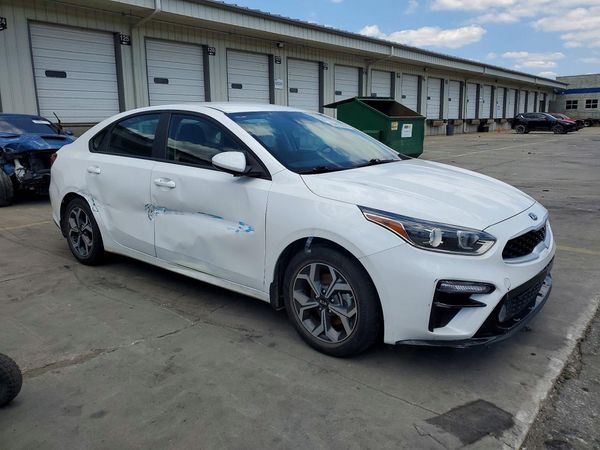 2021 KIA FORTE FE, LXS
