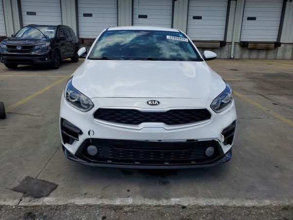 2021 KIA FORTE FE, LXS