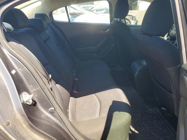 2016 MAZDA 3