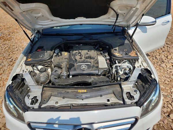 2017 MERCEDES-BENZ E E300-4M