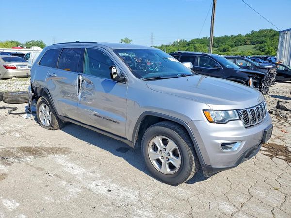 2017 JEEP GRAND CHEROKEE LAREDO 4X4