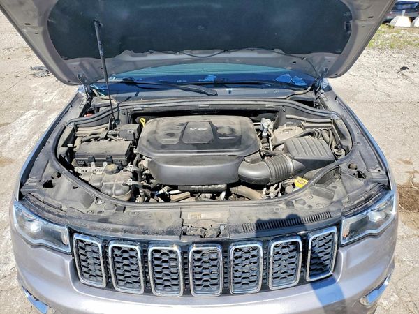 2017 JEEP GRAND CHEROKEE LAREDO 4X4