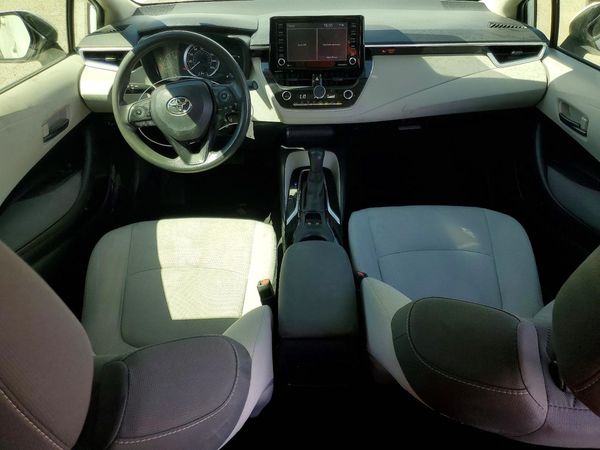 2022 TOYOTA COROLLA