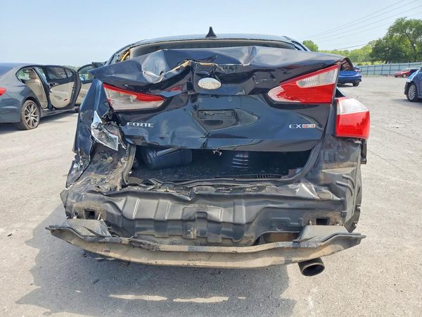 2014 KIA FORTE LX, EX