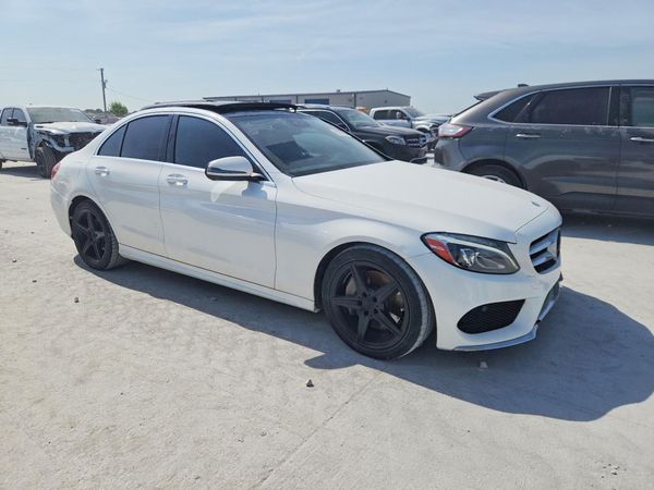 2016 MERCEDES-BENZ C C300
