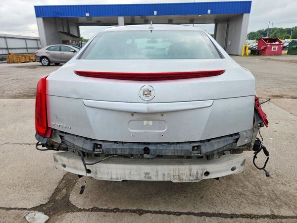 2014 CADILLAC XTS Luxury