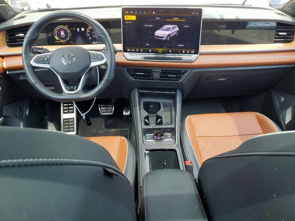 2025 VOLKSWAGEN TIGUAN 4Motion SEL R-Line Black