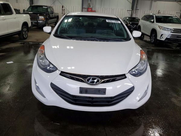 2013 HYUNDAI ELANTRA