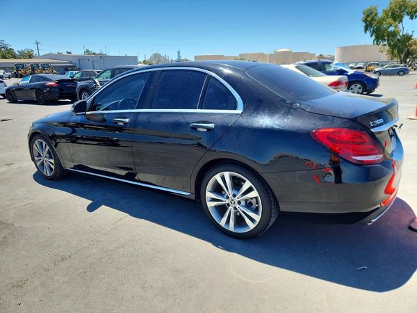 2018 MERCEDES-BENZ C C300