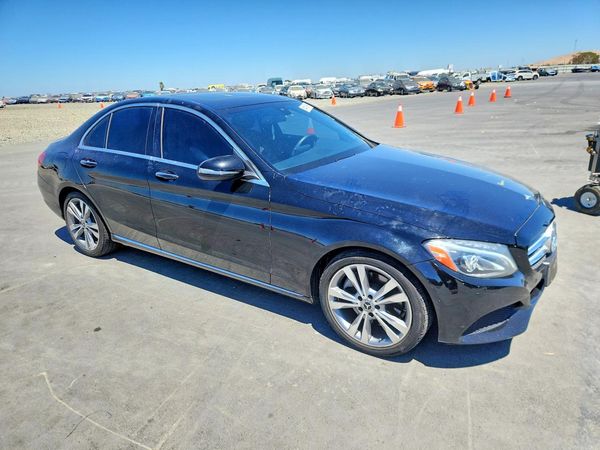 2018 MERCEDES-BENZ C C300
