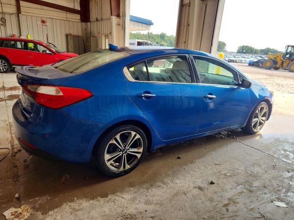 2015 KIA FORTE