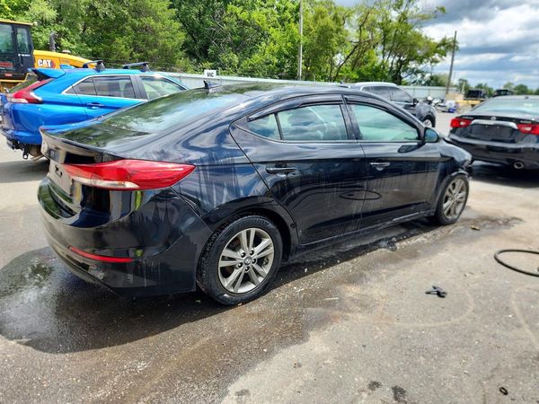 2018 HYUNDAI ELANTRA
